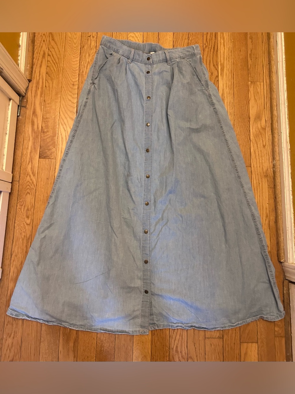 A.N.A. Light Wash Chambray Lightweight Snap Button Front Maxi Skirt Size 10